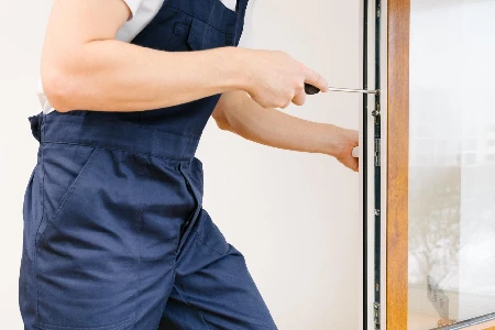 Commercial Glass Door Repair in Oak Ridge, FL